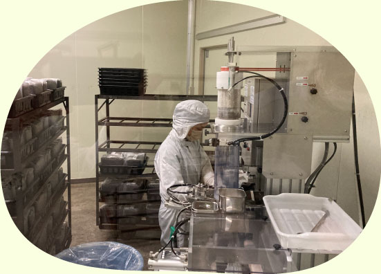 しいたけ接種作業